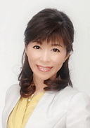 半田 典世氏